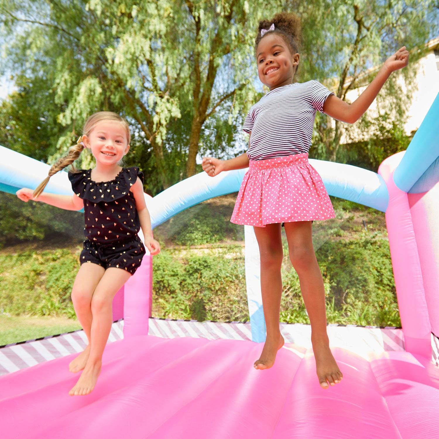 L.O.L. Surprise!™Jump 'n Slide Bouncer - Image 3